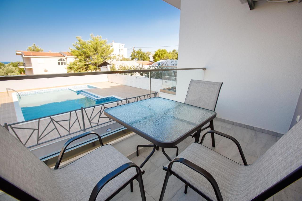 Posejdon Lux Apartment Utjeha Exterior foto