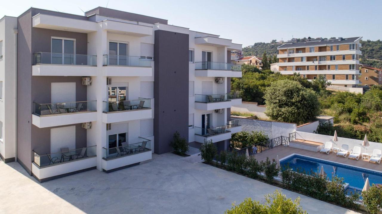 Posejdon Lux Apartment Utjeha Exterior foto